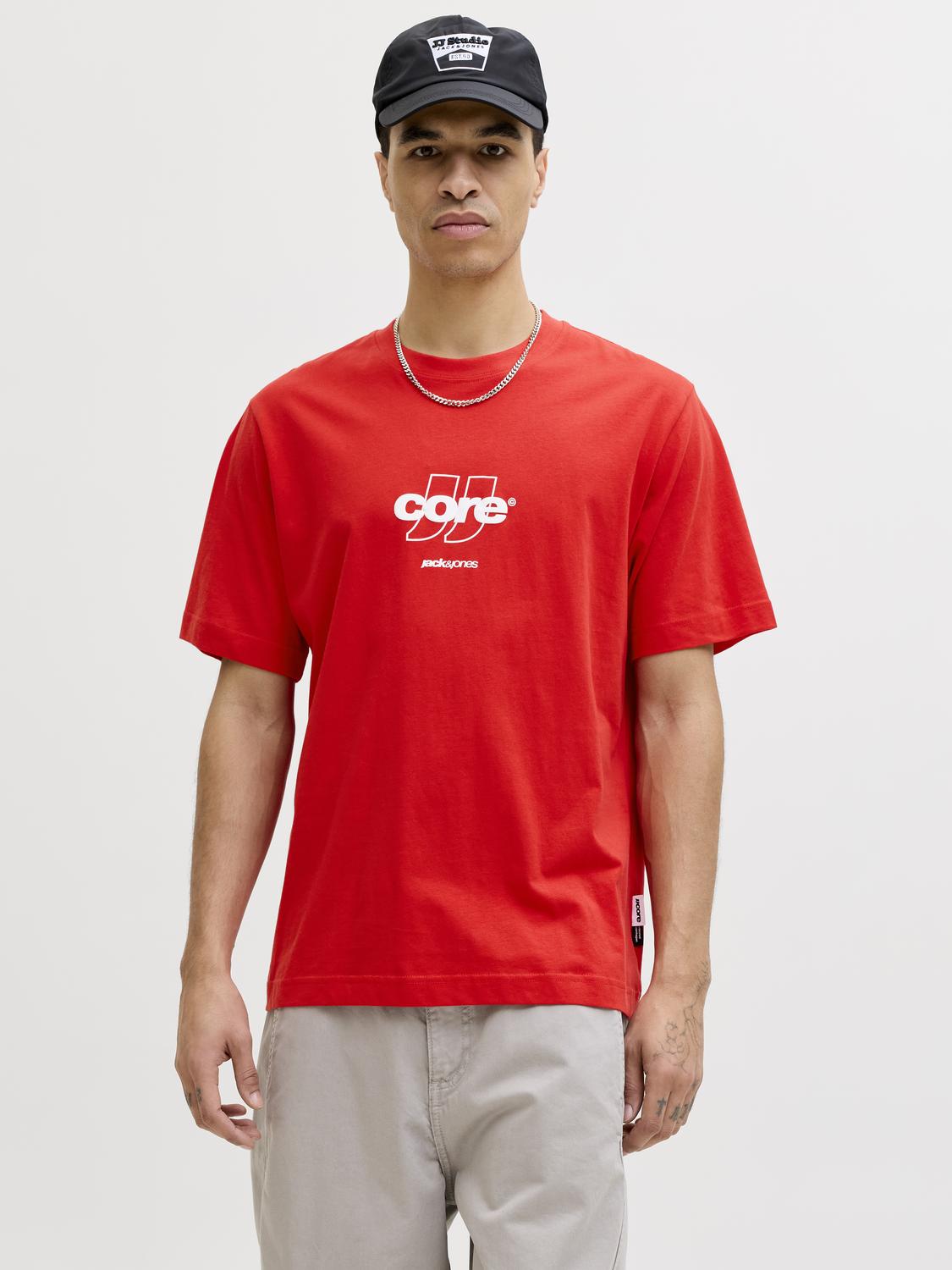 model_shot-front